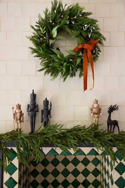 76 Cm Luxe Foliage Wreath With Bow-Holly and Ivy-Lima & Co