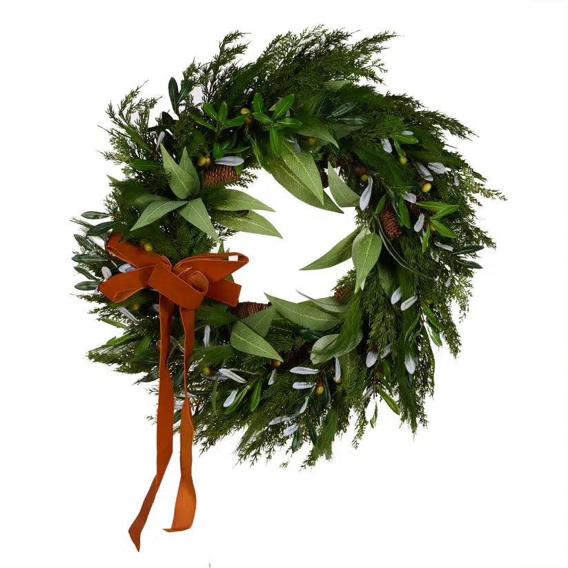 76 Cm Luxe Foliage Wreath With Bow-Holly and Ivy-Lima & Co