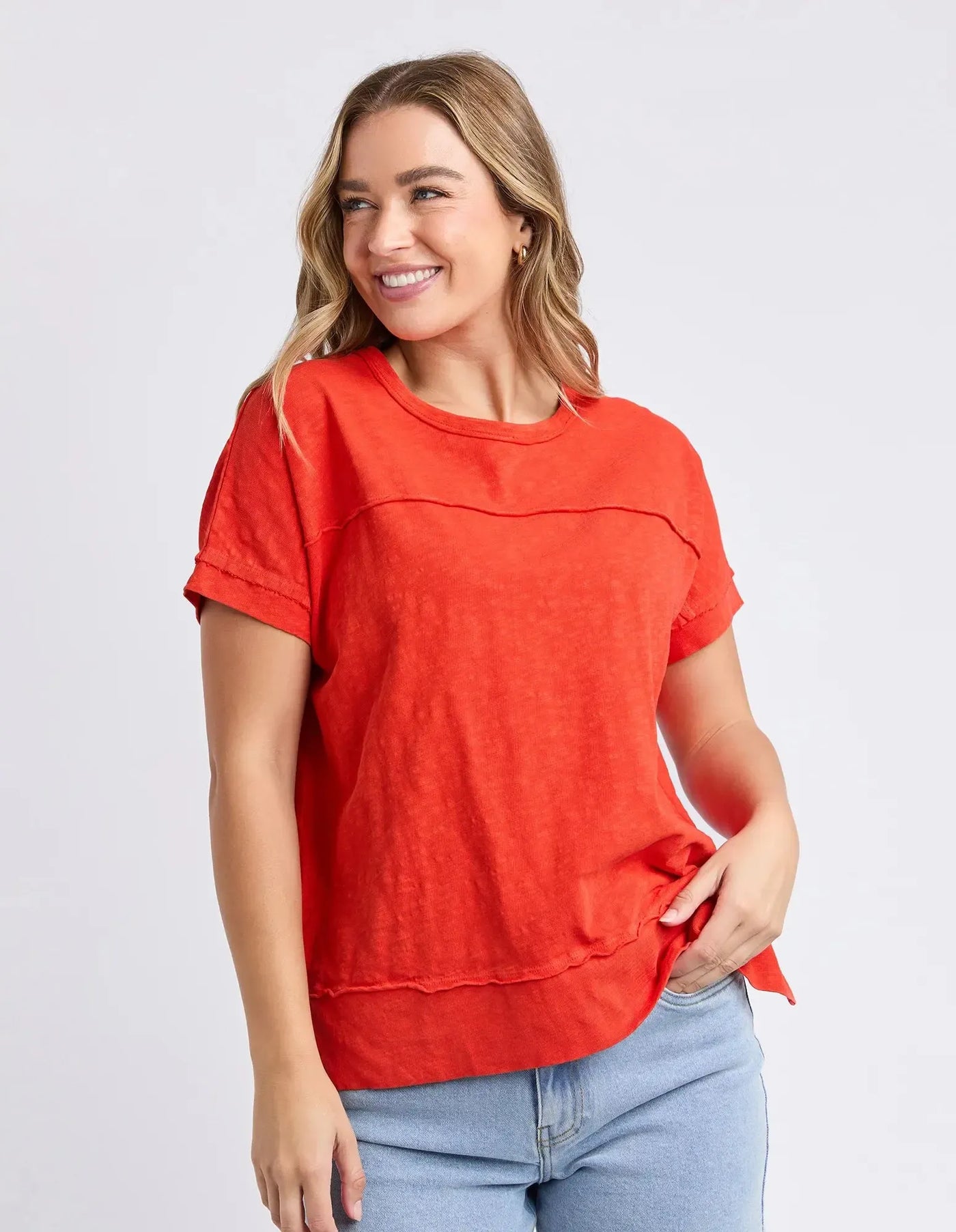 Allison Tee - Red-Foxwood-Lima & Co