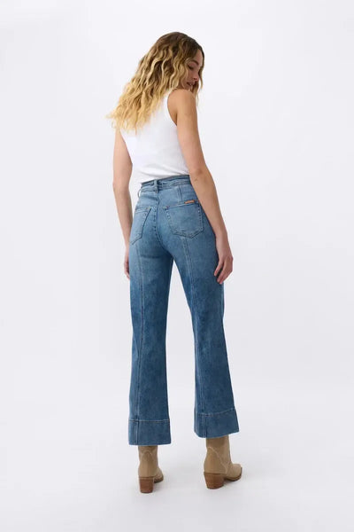Charlie Jean - Dakota Wash-Kireina-Lima & Co