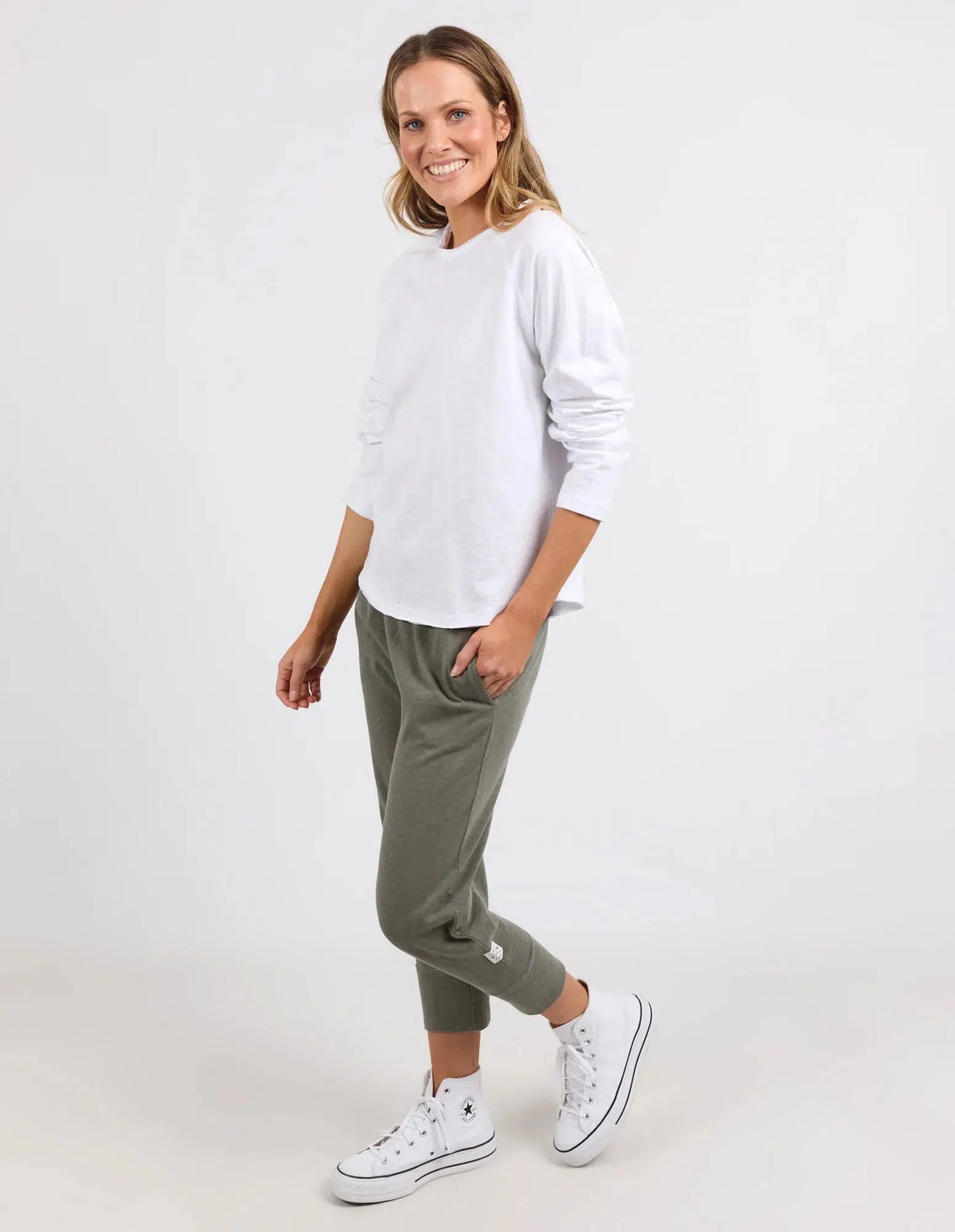 Chris L/S Sweat - White-Elm Lifestyle-Lima & Co