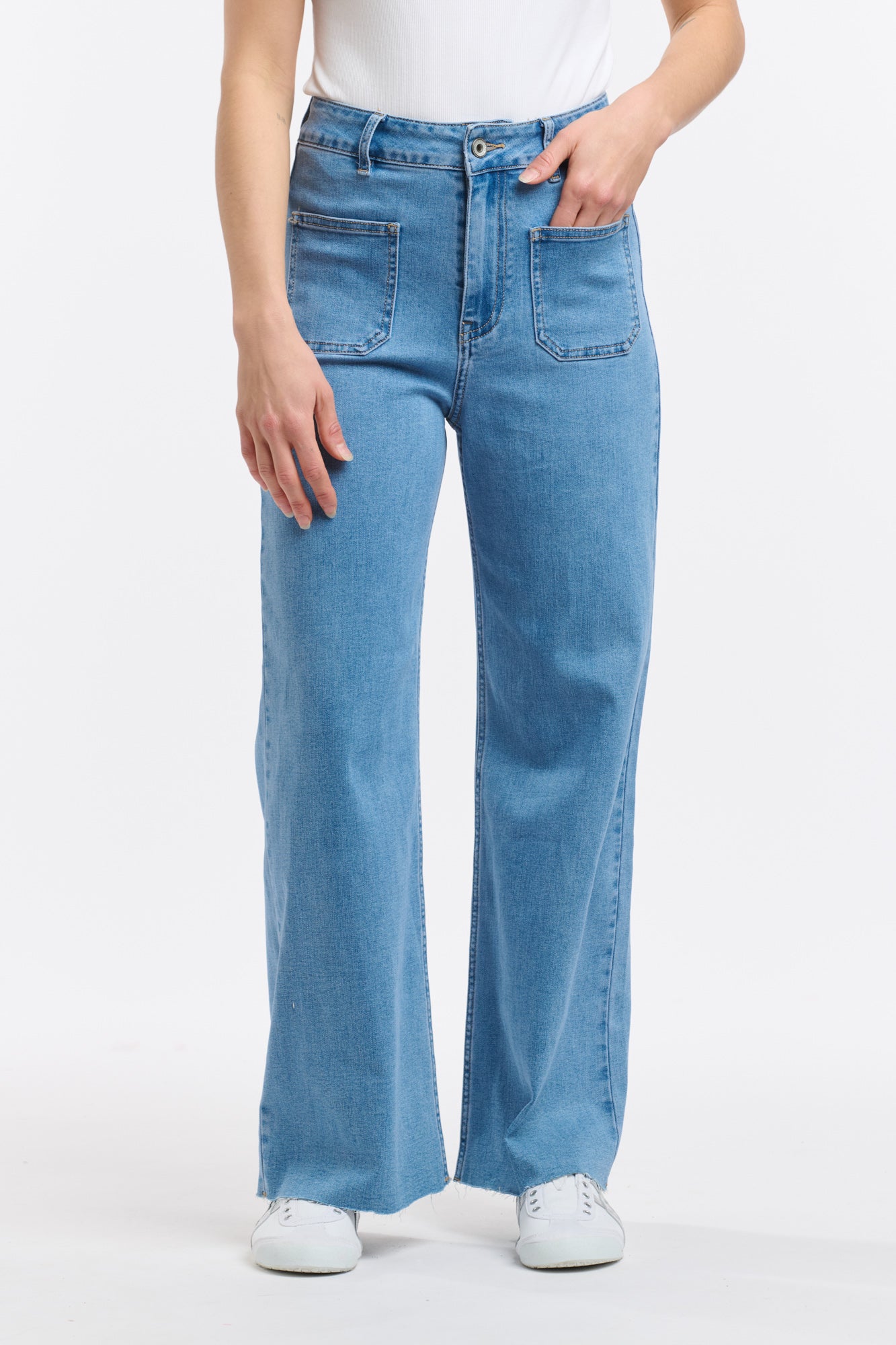 Eddie 7/8th Jean - Light Wash-Italian Star-Lima & Co