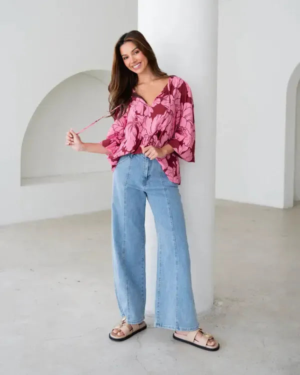 Full Bloom Top-Lima & Co-Lima & Co