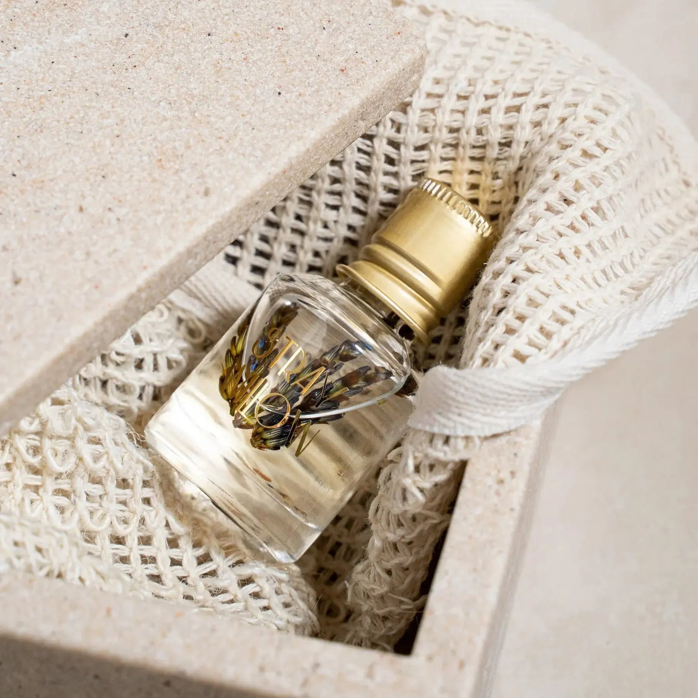 Gentle Days - Essential Oil Perfume Roller-Stray Willow-Lima & Co