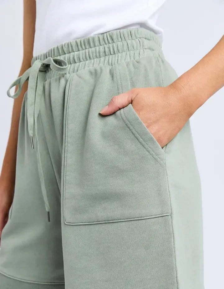 Hustler Short - Green-Foxwood-Lima & Co
