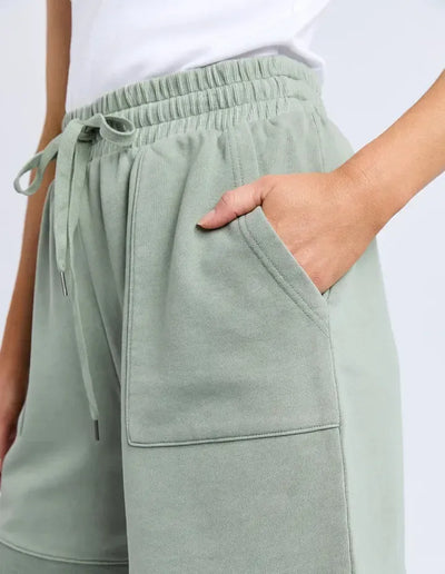 Hustler Short - Green-Foxwood-Lima & Co