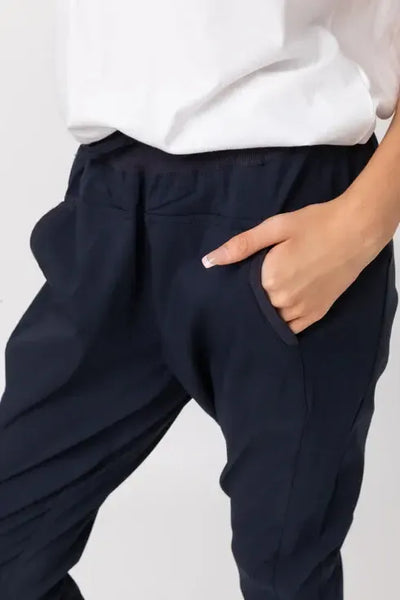 Joey Pant - Navy-ALEXANDRA-Lima & Co