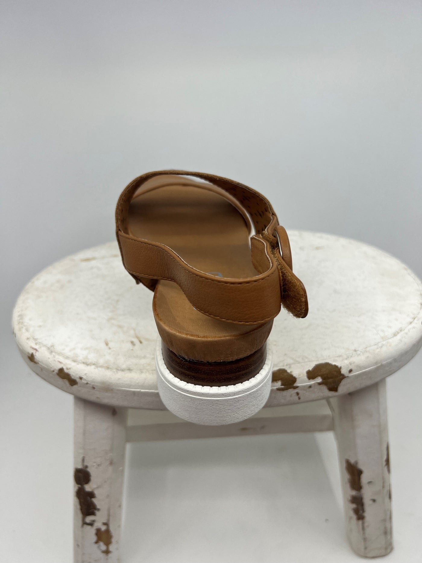 Jolene Wedge - Tan-Hinako-Lima & Co