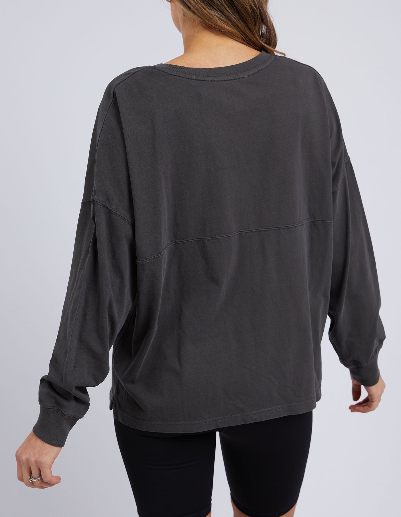 Leisure Fit L/S Tee - Washed Black-Foxwood-Lima & Co