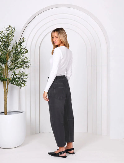 Leo Barrel Jeans - Black-Lima & Co-Lima & Co