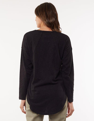 Mackenzie Crew - Black-Foxwood-Lima & Co