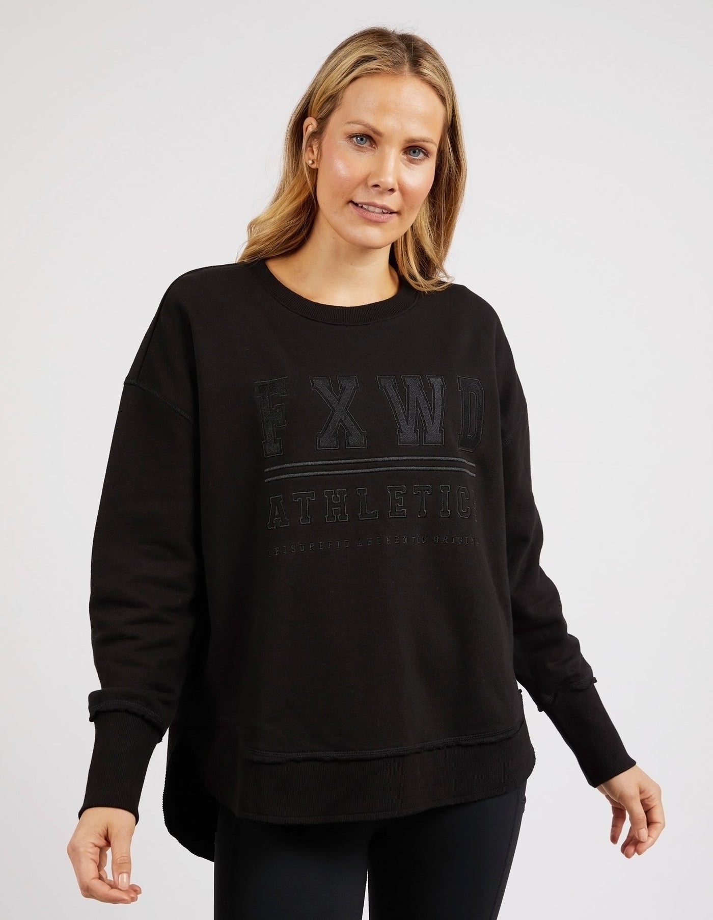 Modernised Crew - Black-Foxwood-Lima & Co