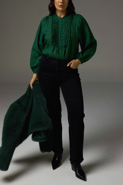 Passage Top - Emerald-Zoe Kratzmann-Lima & Co
