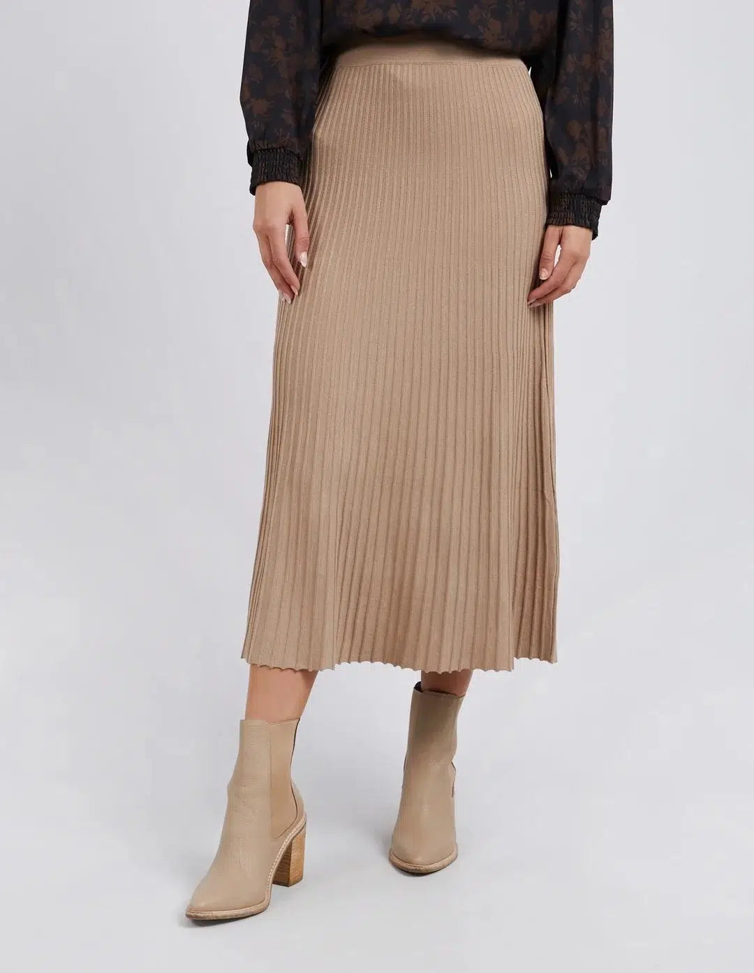 Paula Skirt - Tan-Foxwood-Lima & Co