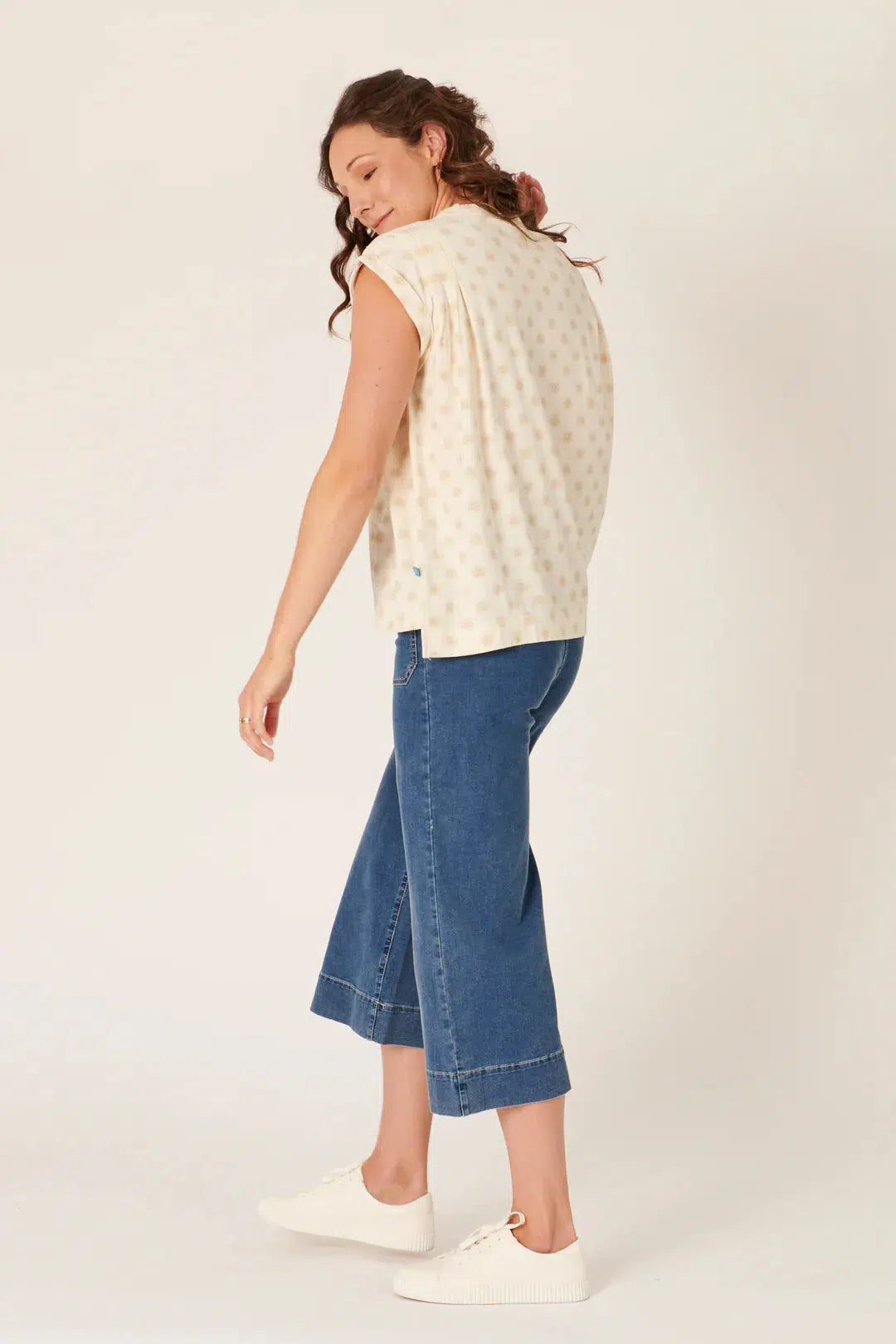 Pleat Shoulder Tee - Dandelion Print-One Ten Willow-Lima & Co