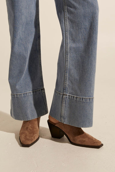 Primary Mule - Fawn-Zoe Kratzmann-Lima & Co