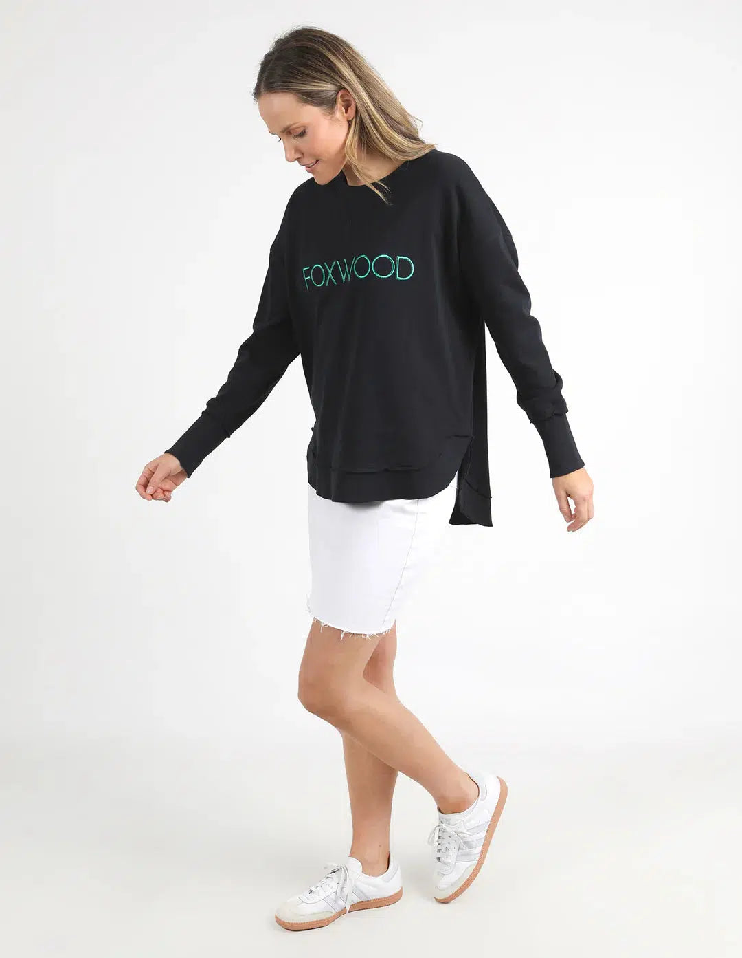 Simplified Metalic Crew - Black-Foxwood-Lima & Co