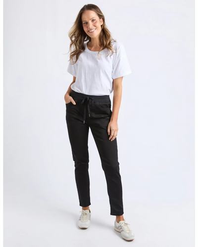 Sylvia Jogger - Black-Foxwood-Lima & Co