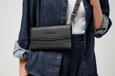 The Traveller - Black-Fox and Leo-Lima & Co