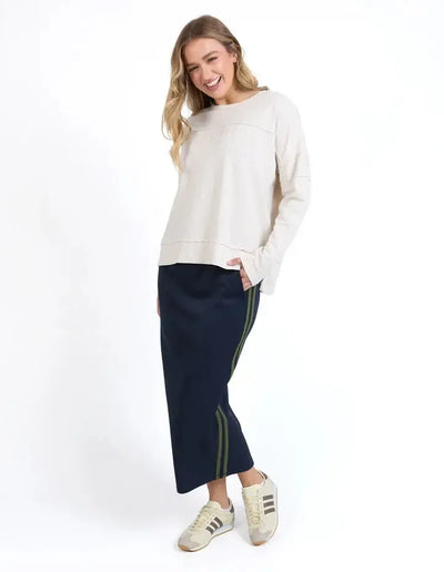 Throw on Tee - Bone-Foxwood-Lima & Co
