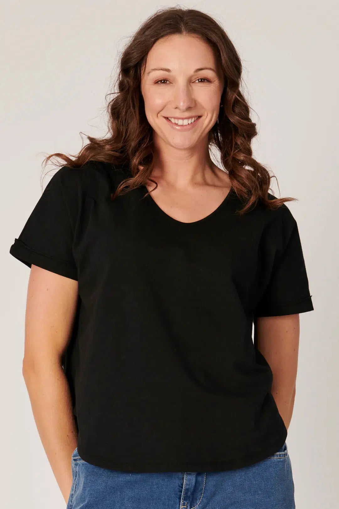 V-Neck Curve Hem Tee - Black-One Ten Willow-Lima & Co