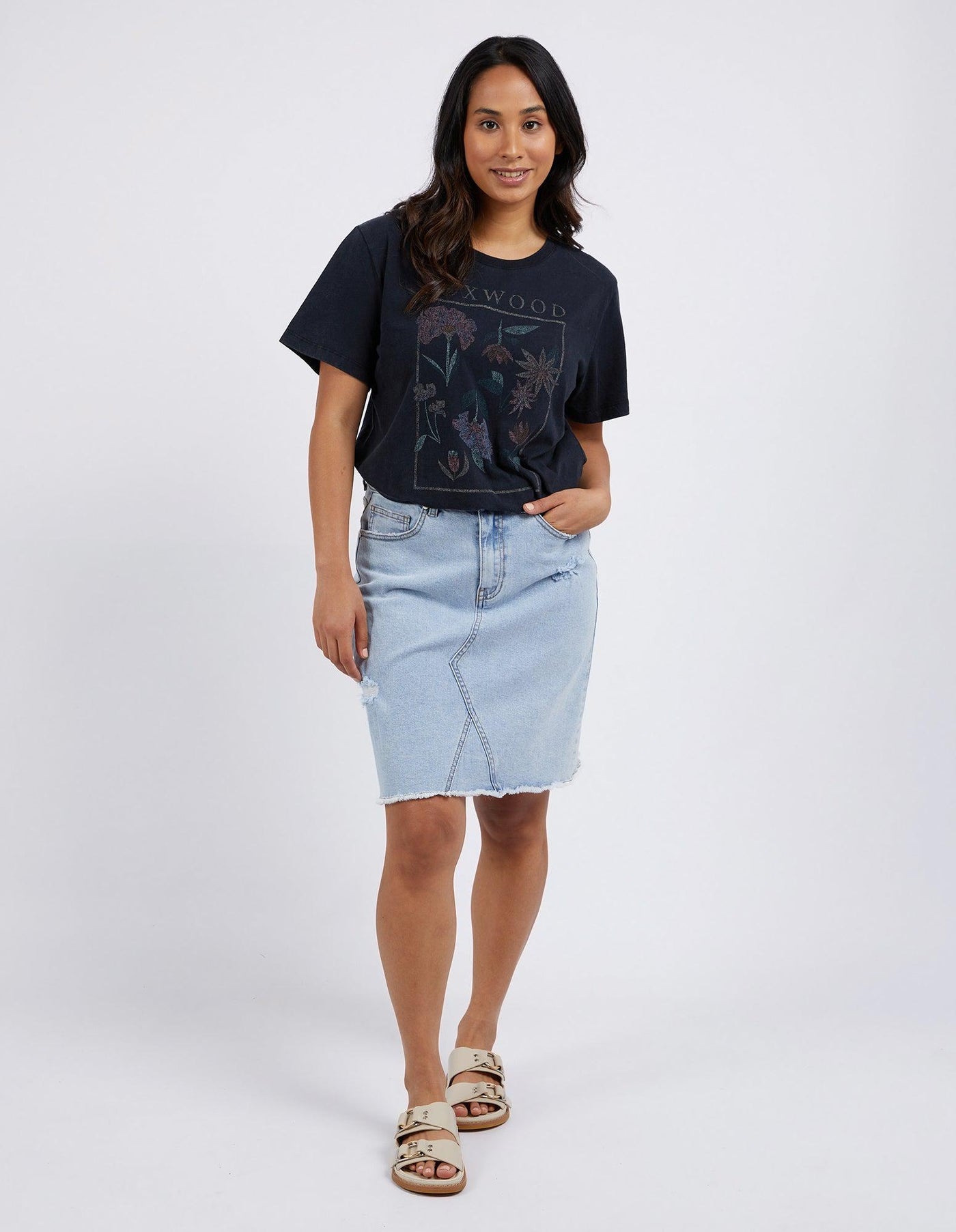 Wild Flower Tee - Washed Black-Foxwood-Lima & Co